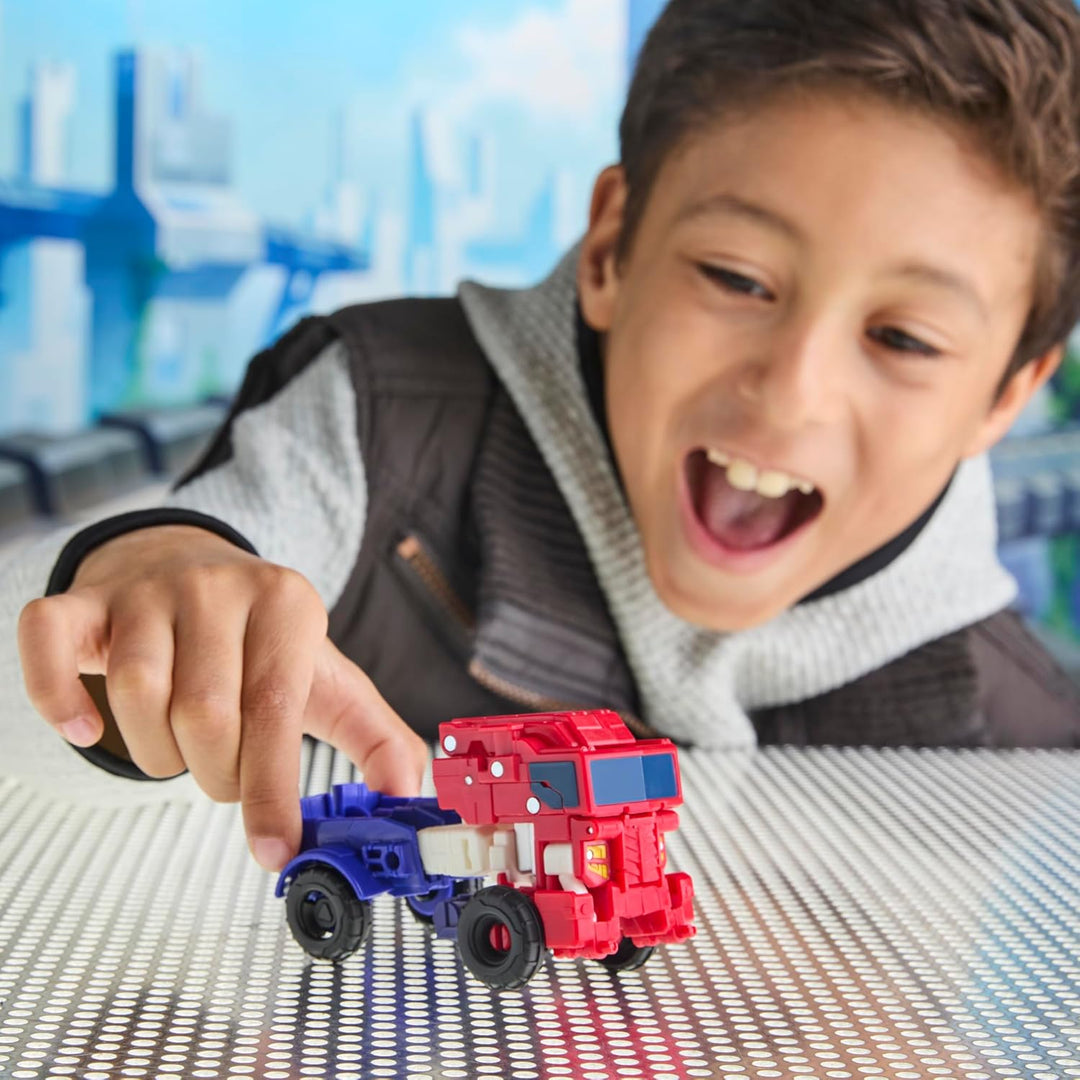 Transformers Cyberworld Cyber Optimus Prime Offroad, 10 cm grosse Action-Figur mit 4 Schritten zur V