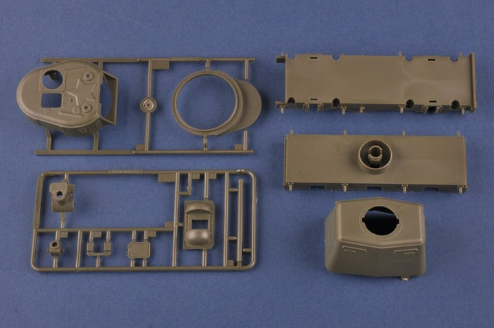 Hobby Boss 085515 1/35 MBV-2, Späte Version L11 Machine Gun Modellbausatz, Modellbauzubehör, Mehrfar