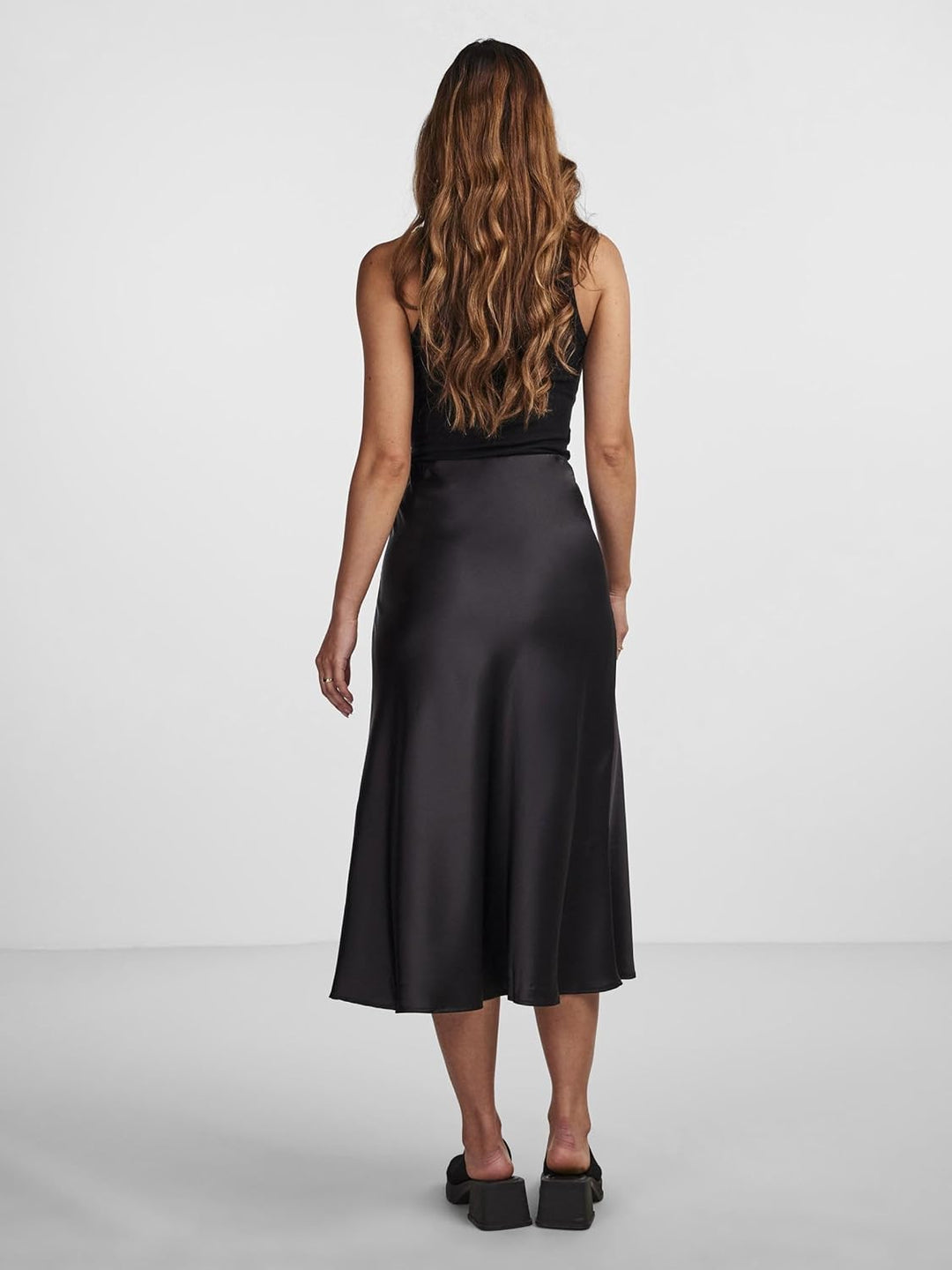 YAS Damen Yaspella Hw Midi Skirt S. Noos Rock XS Schwarz, XS Schwarz