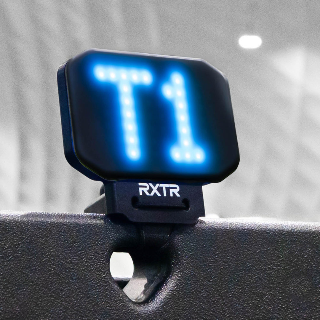 RXTR Reaktionstrainingslicht - Smartes Fussball-Trainingsgerät mit Echtzeit-Scoring, integrierten Bo