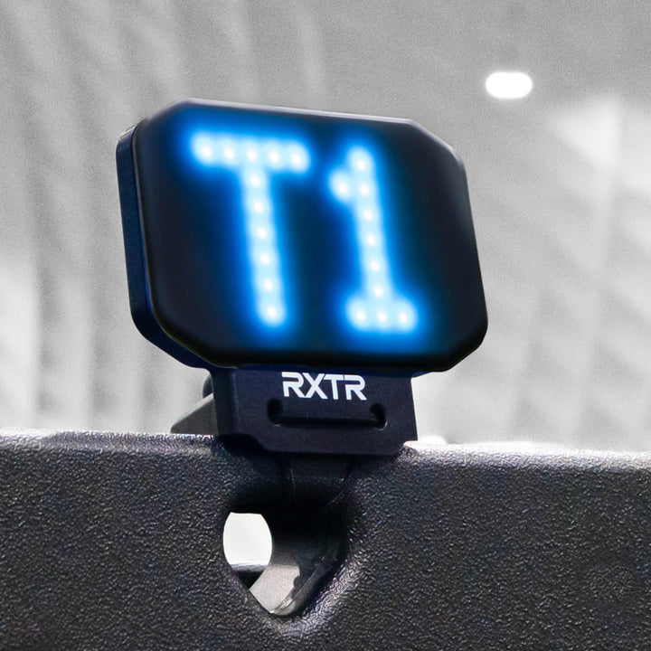 RXTR Reaktionstrainingslicht - Smartes Fussball-Trainingsgerät mit Echtzeit-Scoring, integrierten Bo