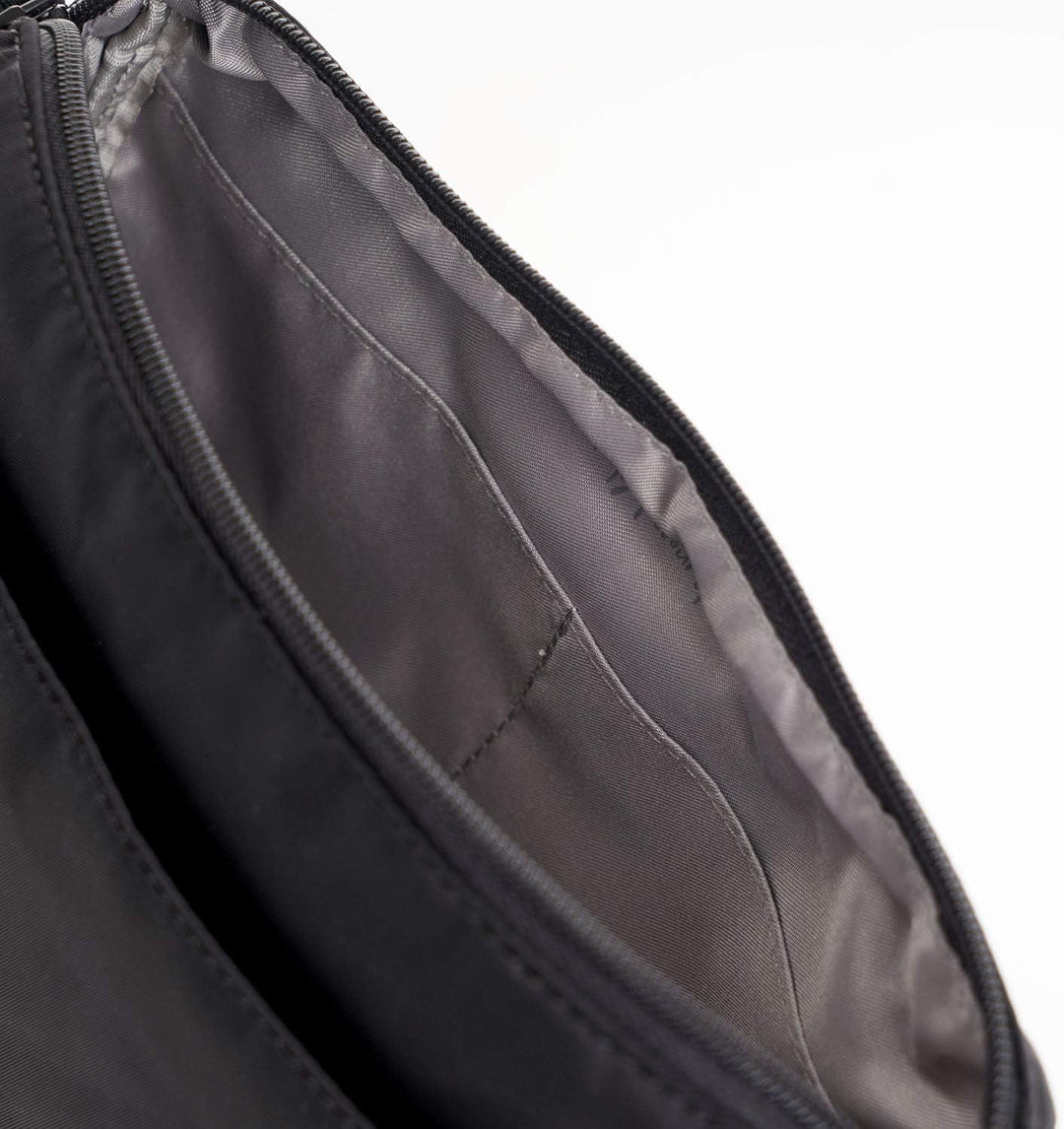Hedgren Damen Eye Sportsack Schwarz, Schwarz