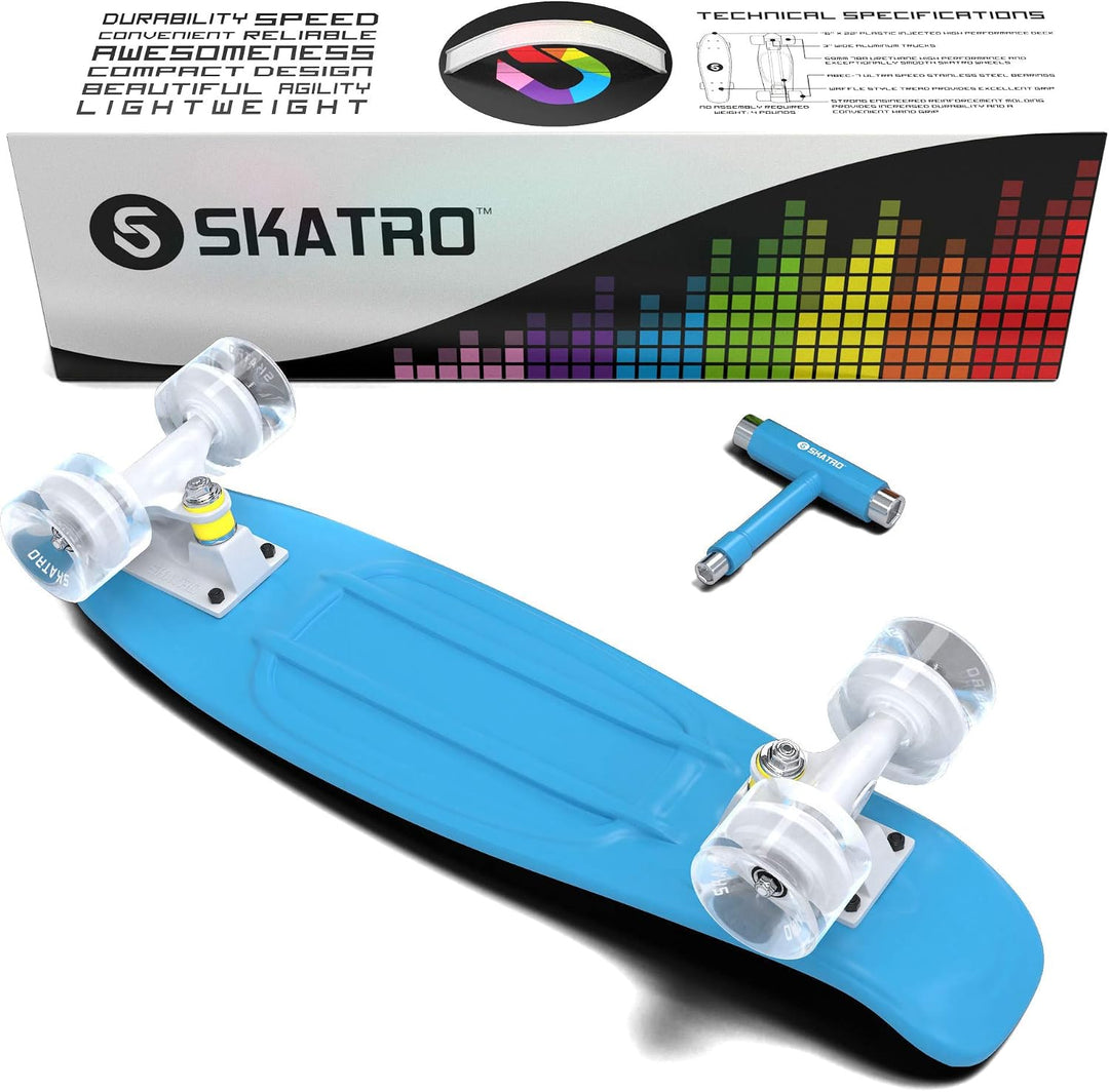 Skatro - Mini-Cruiser-Skateboard. 22 Zoll Kunststoff-Board im Retro-Stil, komplett mit Arctic Glacie