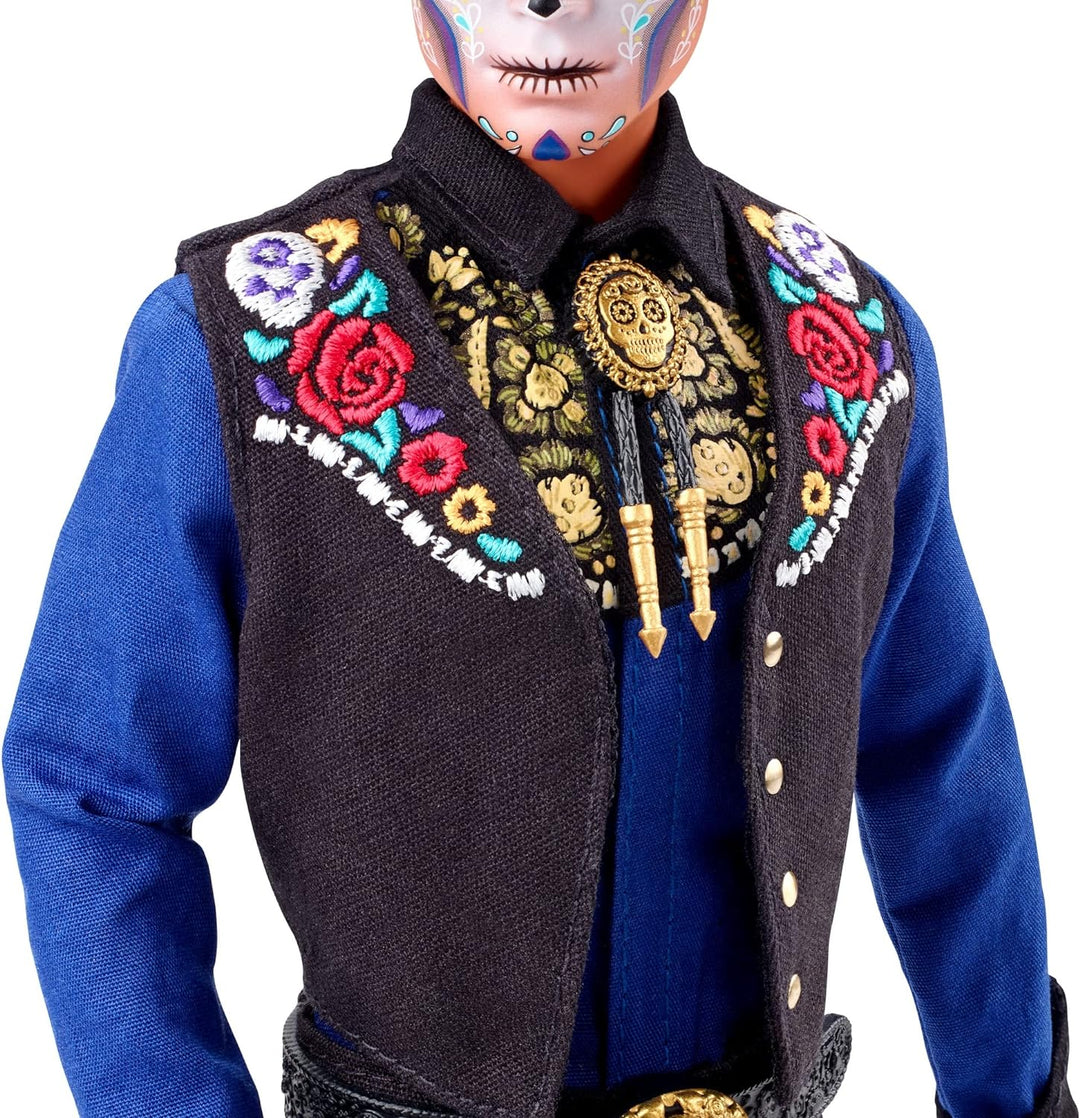 Barbie 2022 Día De Muertos Ken-Puppe mit Hemd, Weste und Sombrero, Calavera-Gesichtsbemalung, Gesche