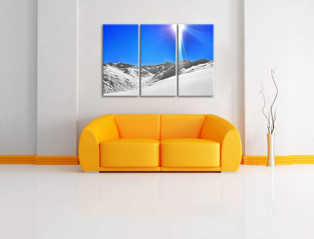 Weite weisse Berglandschaft im Winter schwarz/weiss 3-Teiler Leinwandbild 120x80 Bild auf Leinwand,