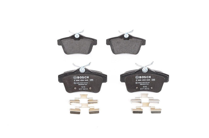 Bosch BP1359 Bremsbeläge - Hinterachse - ECE-R90 Zertifizierung - vier Bremsbeläge pro Set