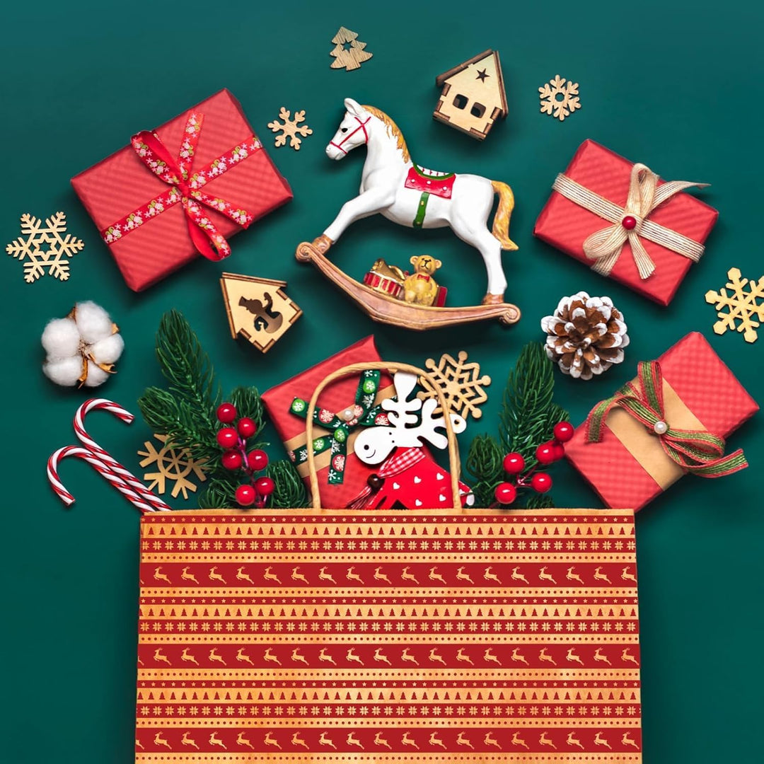 Switory 24 Stück Weihnachten Geschenktüten, 6 Stil Weihnachten kleine Papiertüten mit Griffen für We