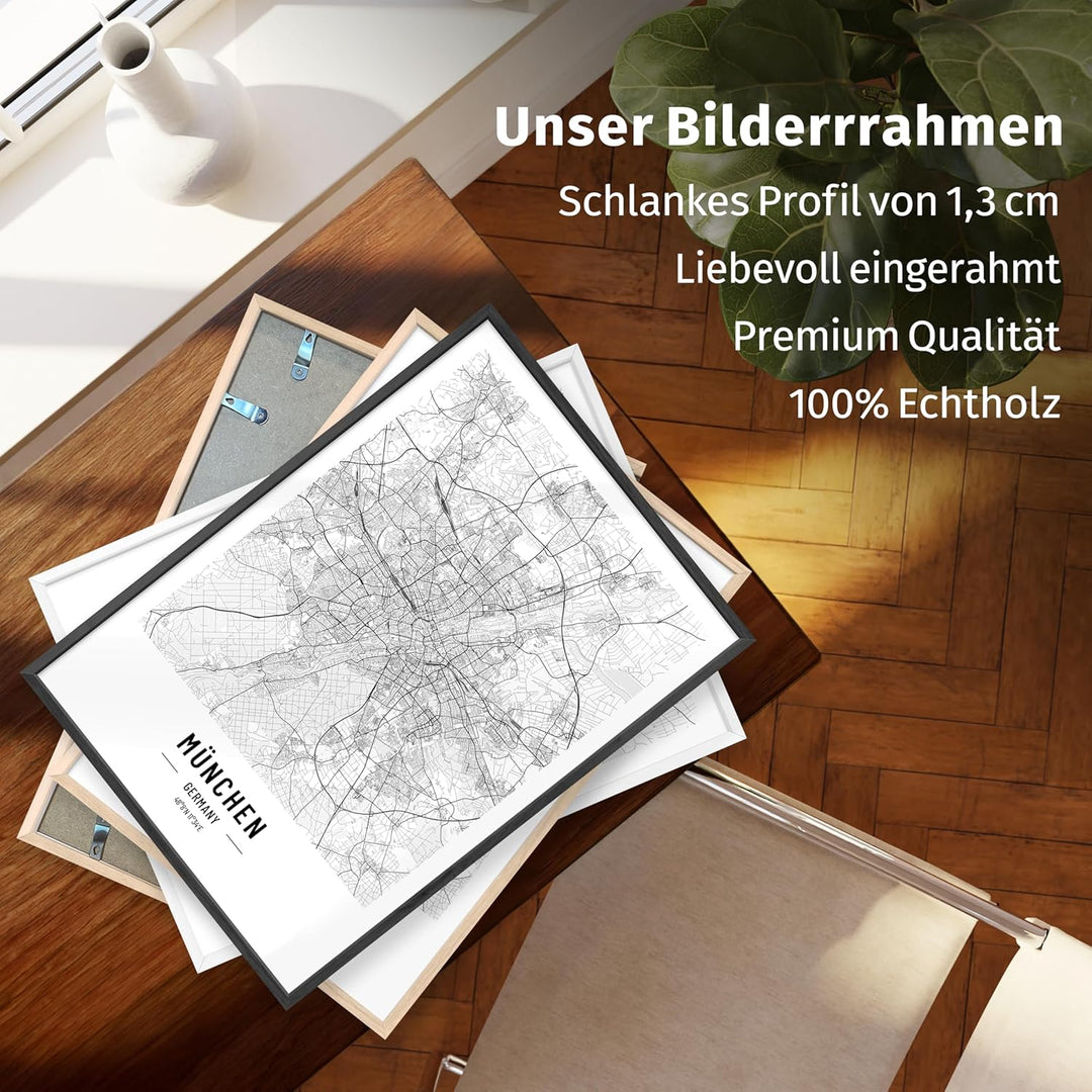 JUNOMI® München Poster XL mit Rahmen Eiche, DIN A2 Wohnzimmer Deko, Modernes Wandbild, München Bild,
