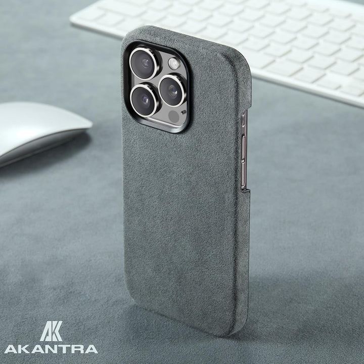 AKANTRA Alcantara Hülle für Apple iPhone15 Pro Max, handgefertigte halbgewickelte Kunstlederhülle, k