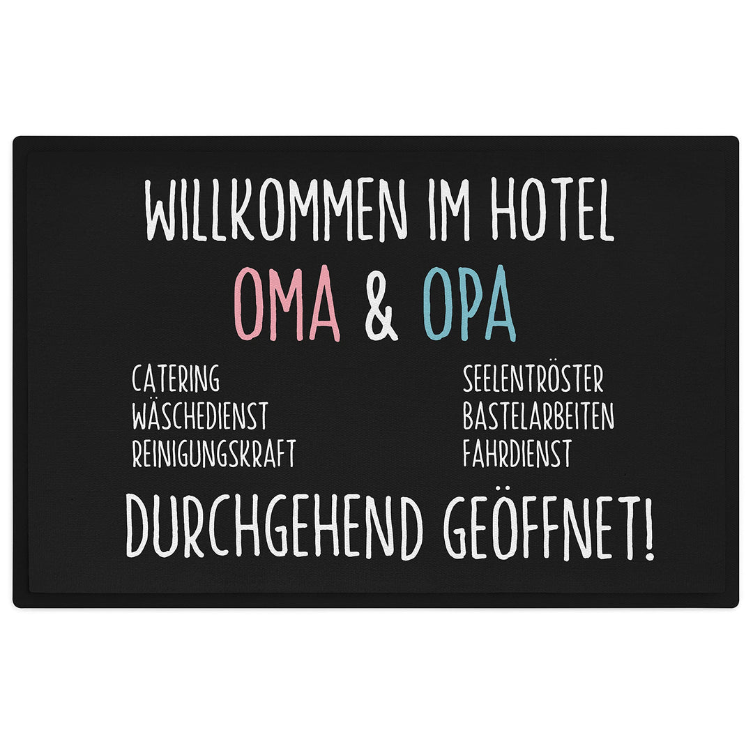 Trendation - Willkommen Hotel Oma und Opa Fussmatte Geschenk Pension 24/7 Geöffnet Fussabtreter Inne