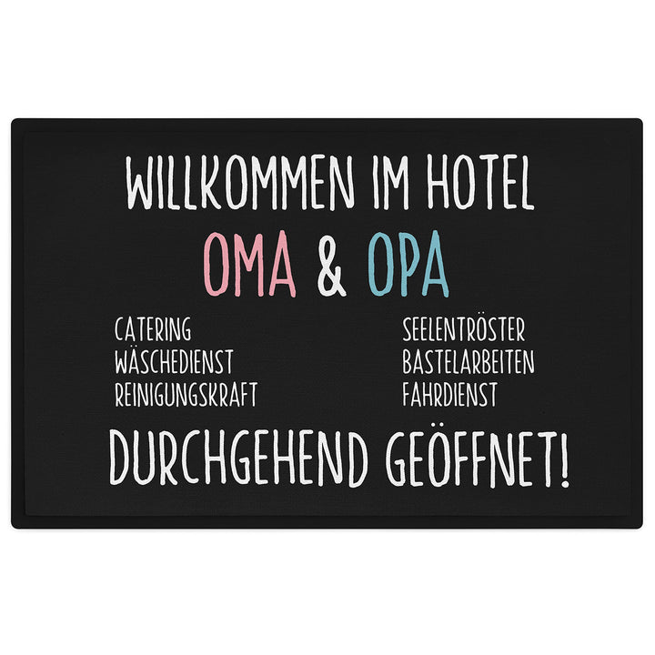Trendation - Willkommen Hotel Oma und Opa Fussmatte Geschenk Pension 24/7 Geöffnet Fussabtreter Inne