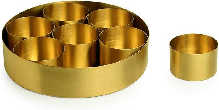 Grainex Indische Gewürzbox aus Messing, runder Masala-Kanister mit geprägtem Deckel, 7 Behälter und