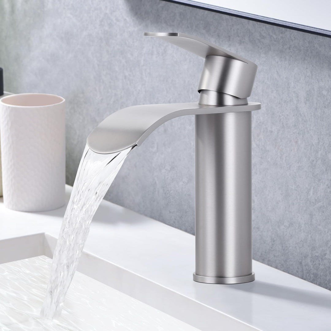 ARCORA Wasserhahn Bad, Hochdruck Waschtischarmatur wenig Lärm aus Edelstahl Einhandmischer Wasserfal