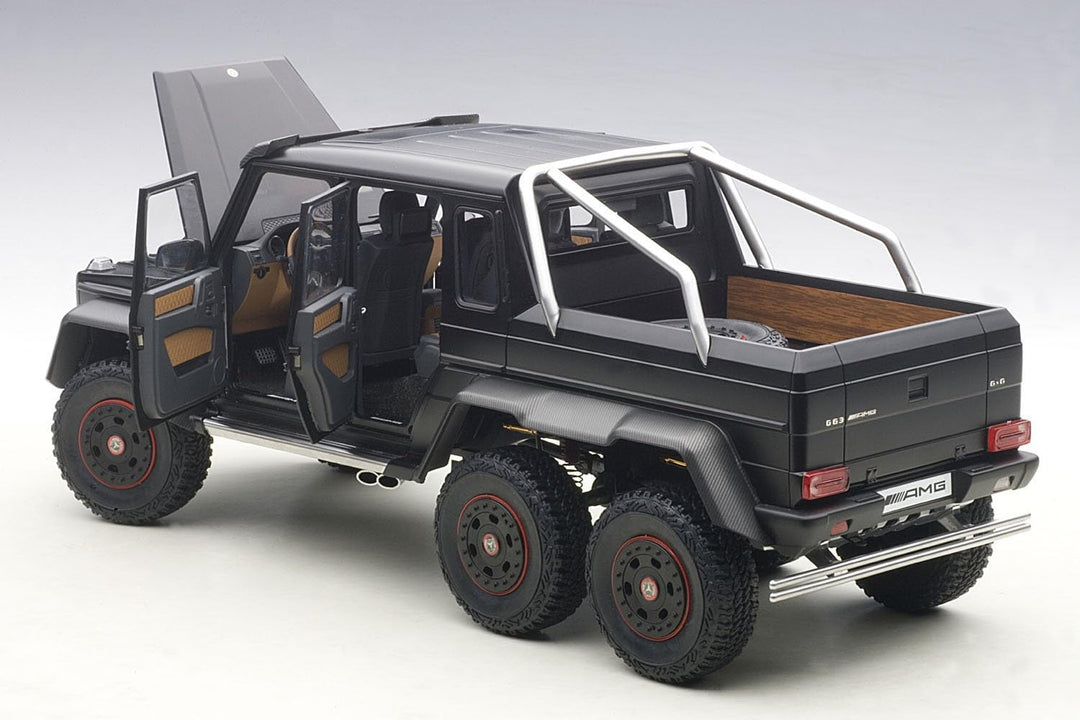 AUTOart – 76302 – Mercedes-Benz G63 6 x 6 AMG – 2013 – Echelle 1/18 – Schwarz Matt