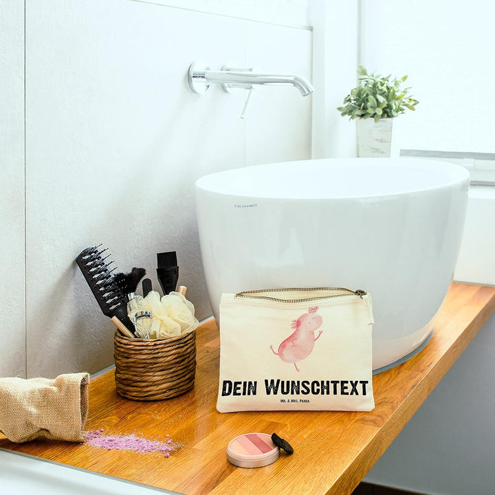 Mr. & Mrs. Panda Kulturbeutel personalisierbar Axolotl Tanzen Grösse M - Personalisierte Geschenke,