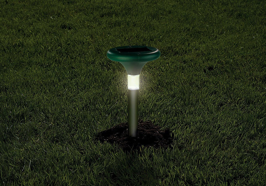 Royal Gardineer Maulwurfstop: 3er-Set 2in1-Solar-Maulwurffrei und Wegeleuchte mit Akku, 400 Hz, IP44