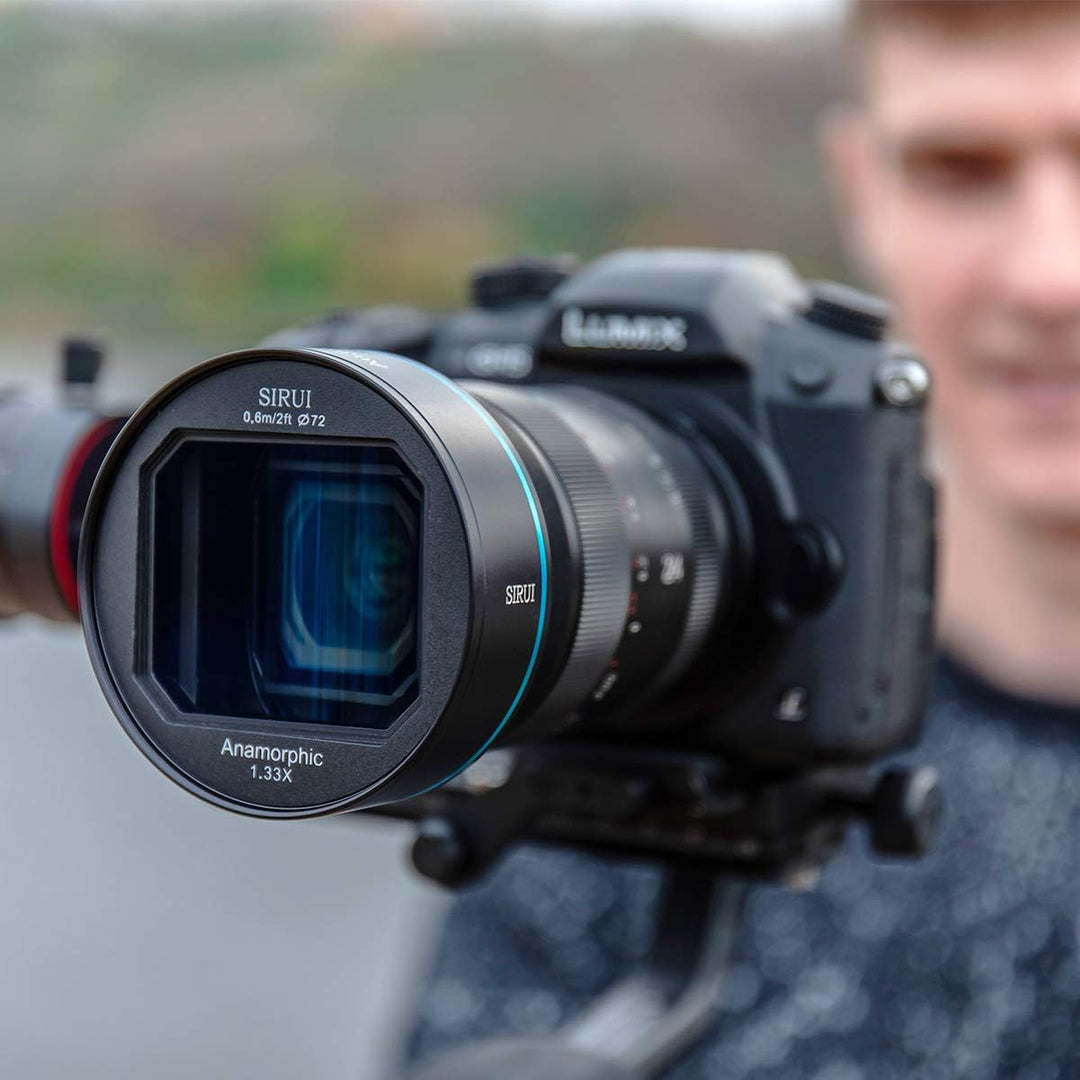 SIRUI 24 mm F2,8 1,33X Anamorphic Cine-Objektiv APS-C (M4/3-Mount) für GH5/GH6/BMPCC M4/3 Mount, M4/