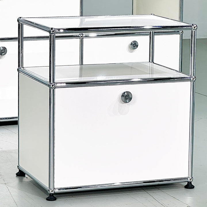 Klapptür 350x350 9010 Reinweiss mit Montageset kompatibel mit USM | Passend für USM Haller · Stahl p