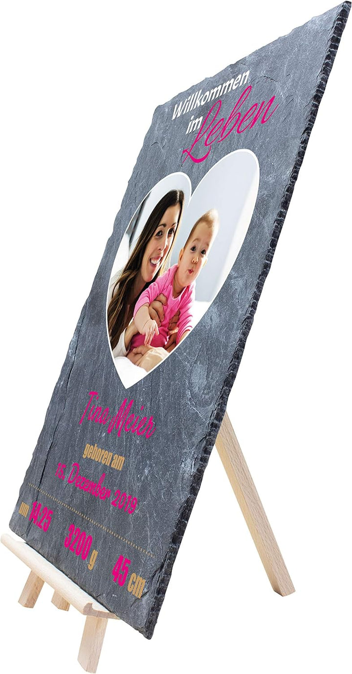wandmotiv24 Personalisierbare Schiefertafel als Geschenk zur Geburt, 20 x 30 cm, Staffelei, Foto & G