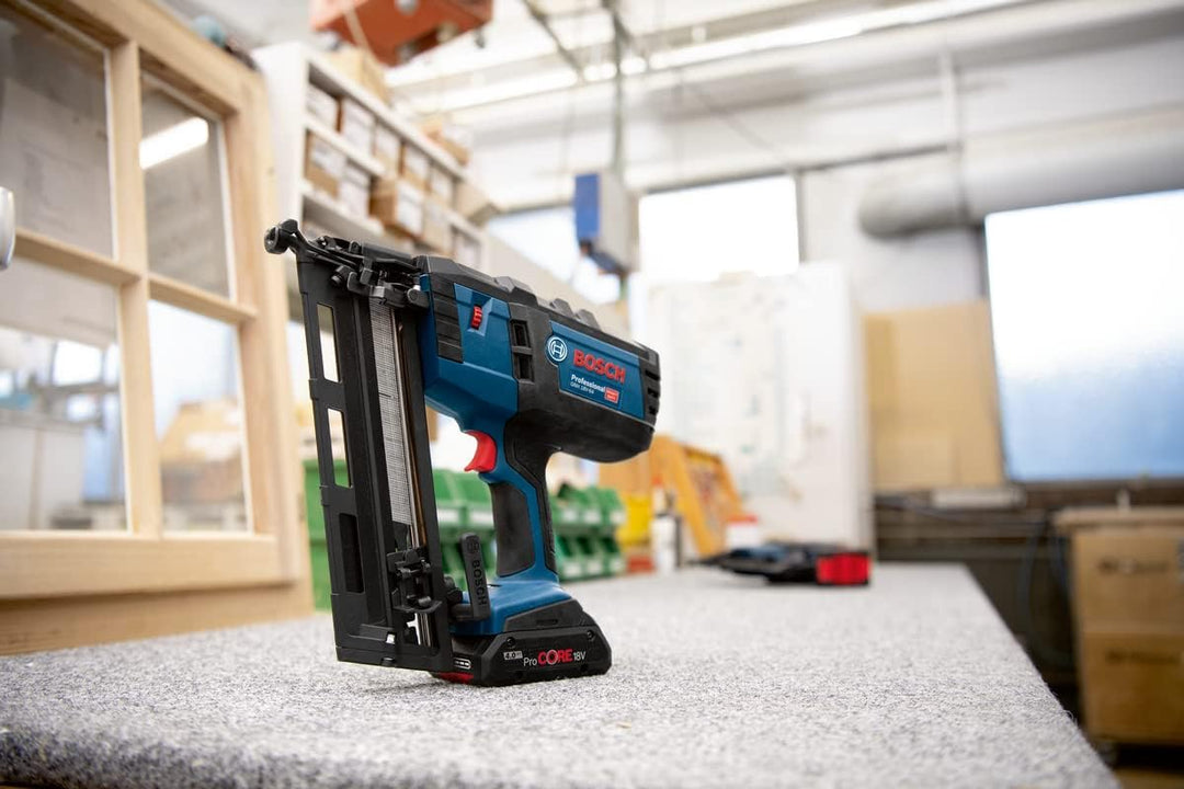 Bosch Professional 18V System Akku-Nagler GNH 18V-64 (max. Nagel-Ø 1,6 mm, Nagellänge 64 mm, ohne Ak
