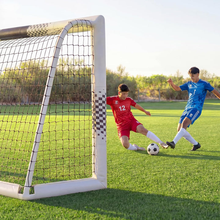 Fussballtor für den Garten, 240 x 160 cm, robustes Fussballnetz mit sicherheitsgepolsterten Metallpf