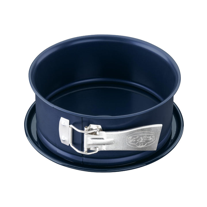 Dr. Oetker Springform Ø 18 cm BACKLIEBE EMAILLE, Backform für runde Kuchen, Kuchenform mit schnitt-
