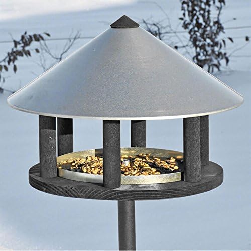 VOSS.garden Vogelhaus „Odensee“ Fichte rund inkl. Vogelfutter und Metallständer schwarz, Dach verzin