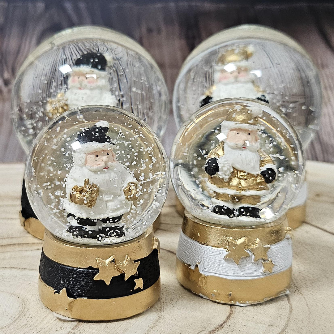 4 x süsse Schneekugeln Nostalgie in 2 Formaten | Edles Design in Gold weiss schwarz | Weihnachtsmann