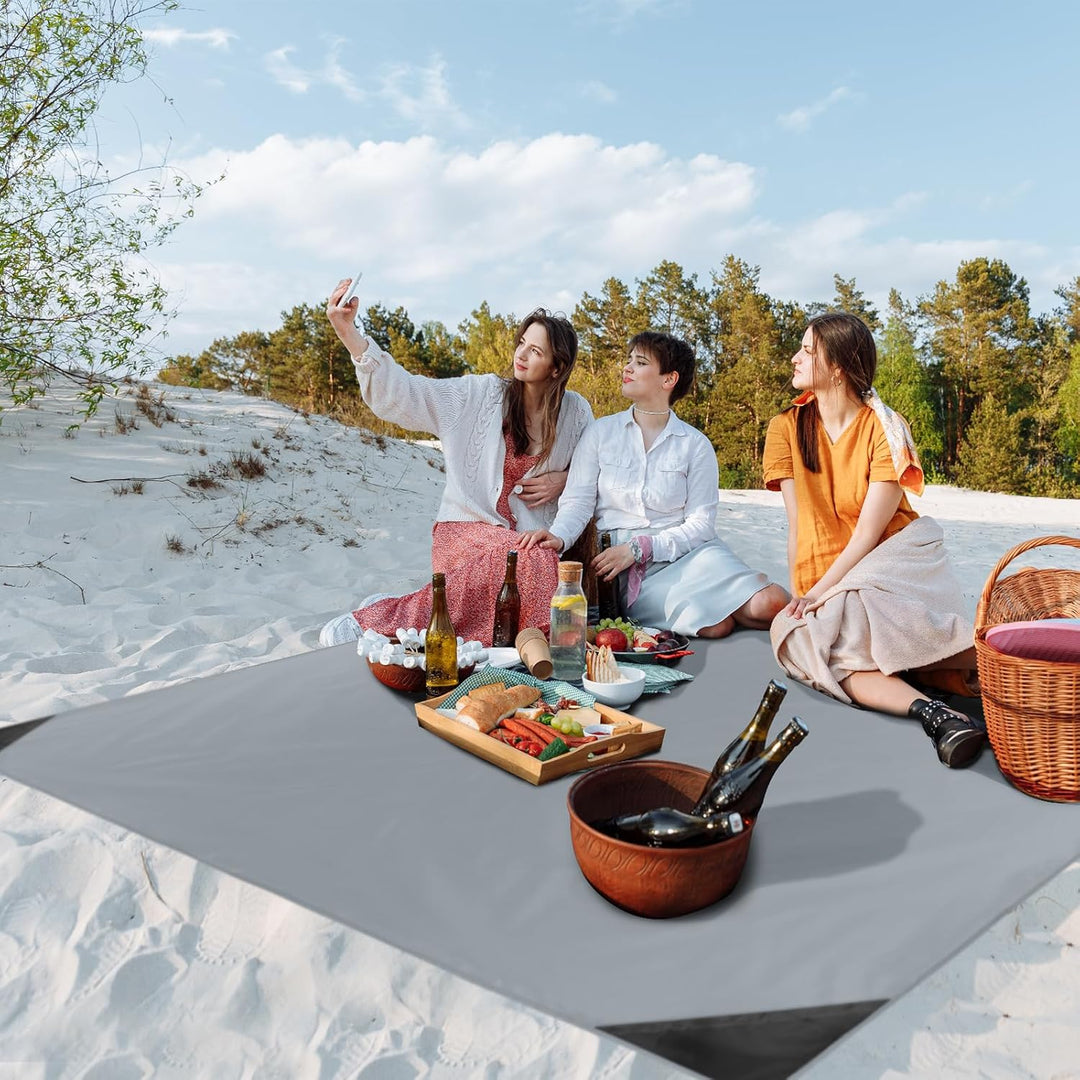 Odoland Picknickdecke 180 x 160 cm Stranddecke Sandabweisende Strandtuch Camingmatte Ultraleicht Kom