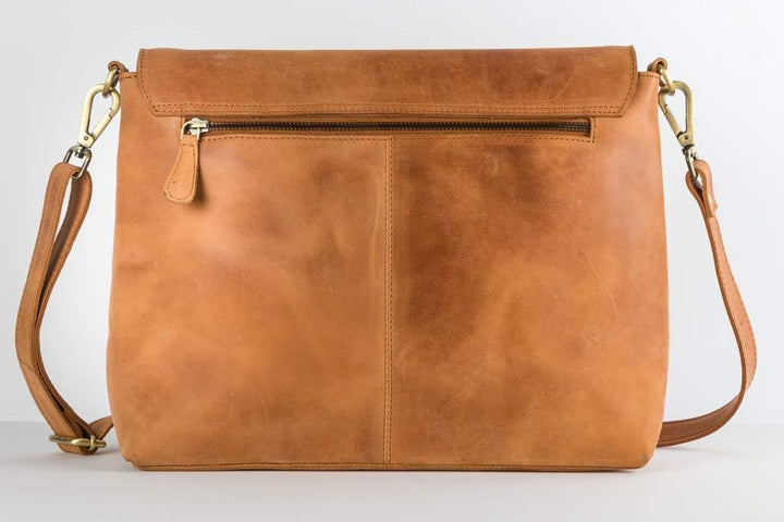 HOLZRICHTER BERLIN Umhängetasche (L) - Premium Leder Messenger Tasche Camel-braun, Camel-braun