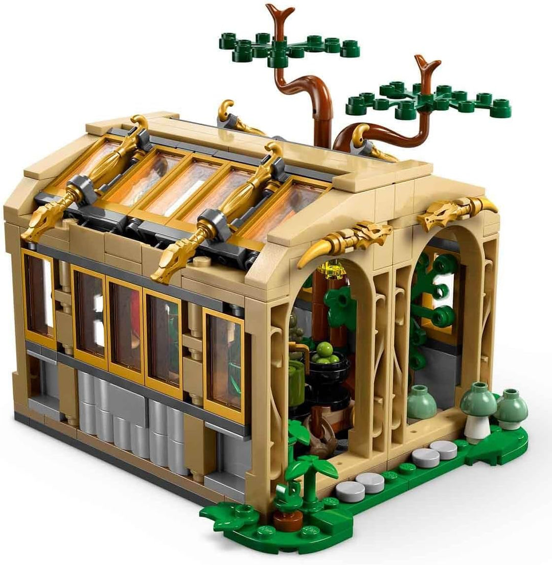 LEGO Harry Potter Schloss Hogwarts: Kräuterkundeunterricht – Spielset mit Neville Longbottom, Hermin