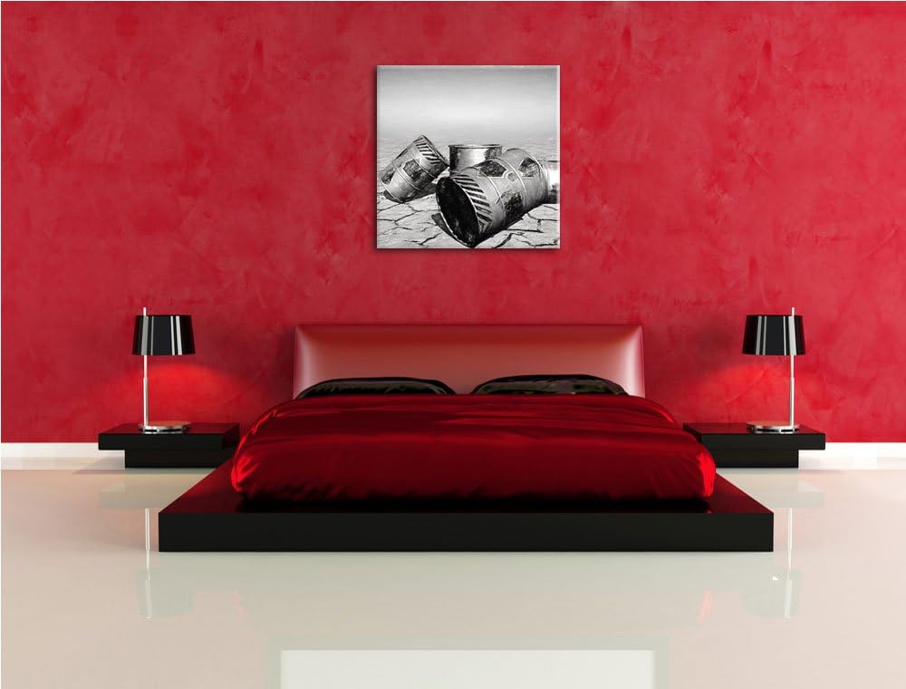Pixxprint Atomfässer in Wüste als Leinwandbild | Grösse: 70x70 cm | Wandbild | Kunstdruck | fertig b