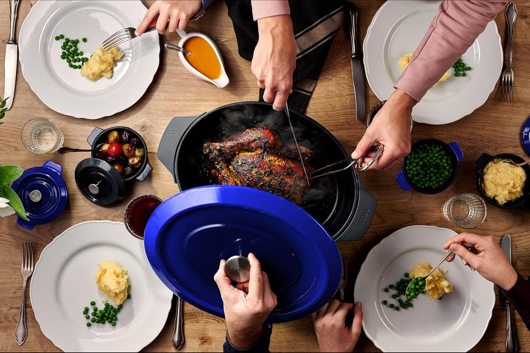 Woll Iron Bräter mit Deckel und Silikongriffen - Induktiv -, 34 x 26 cm, 12,5 cm hoch, 7,5l - Geeign