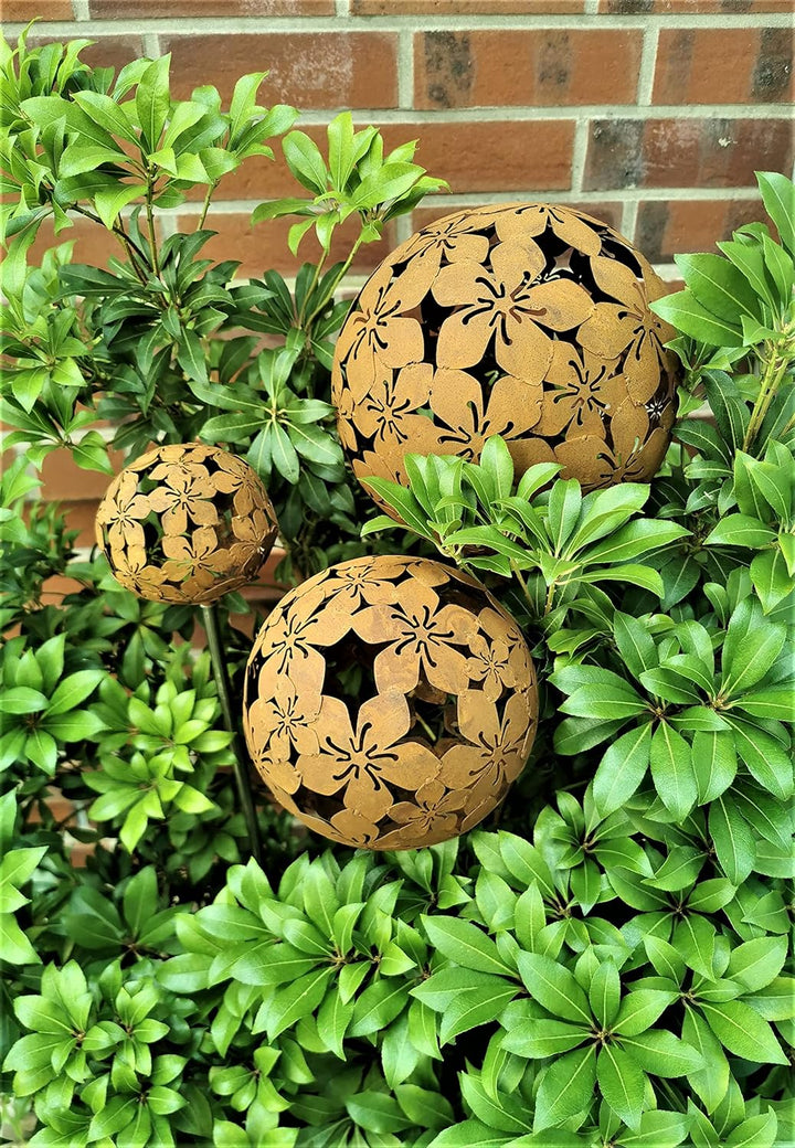 Jürgen Bocker Gartenambiente 3er Set Rosenkugel Flower mit Stab 80 cm Cortenstahl (20/15/10 cm), 20/