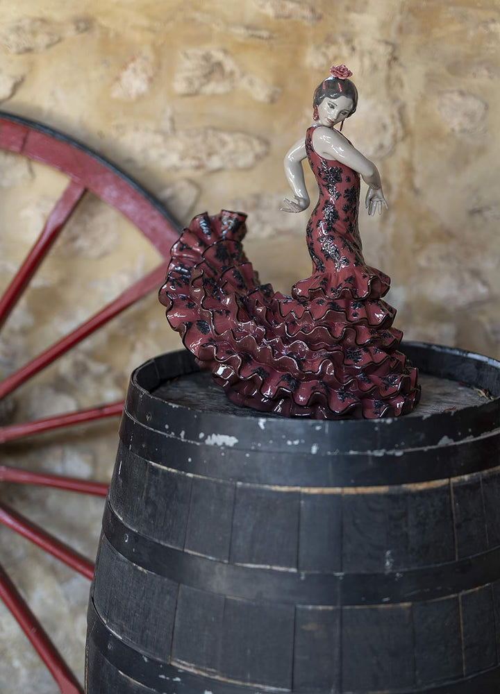 LLADRÓ Frauen-Skulptur Andalusisches Temperament. Rot. Flamenco. Porzellan.