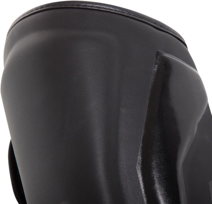 Venum Elite Boxen Schienbeinschutz M Matte/Schwarz, M Matte/Schwarz