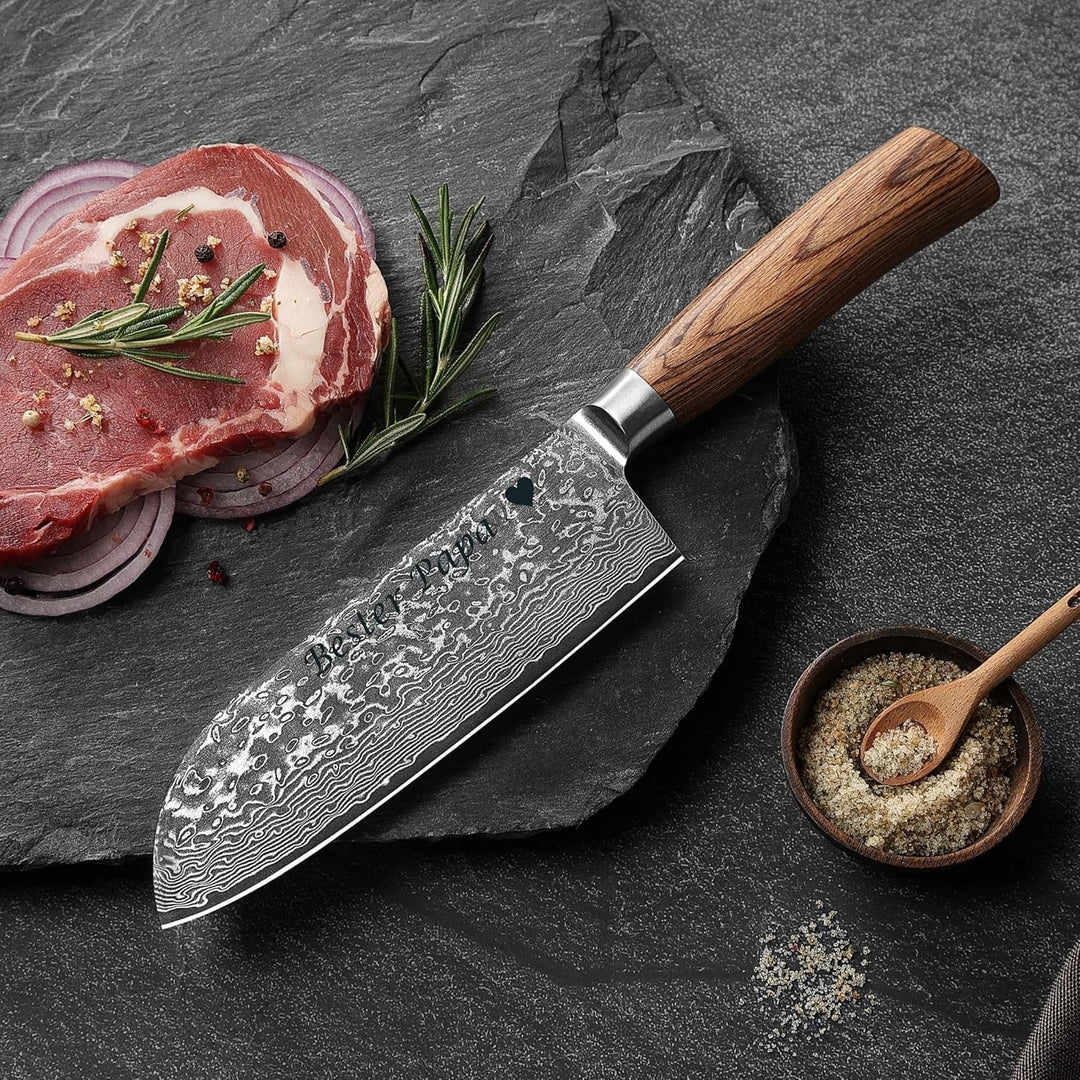 Wakoli EDIB Pro Damast Santoku Messer mit Gravur – Personalisiertes Messer, 17cm Klinge aus 67 Lagen