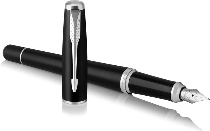 Parker Urban Füller | Muted Black mit Chromzierteilen | Füllfederhalter mit mittlerer Feder und blau