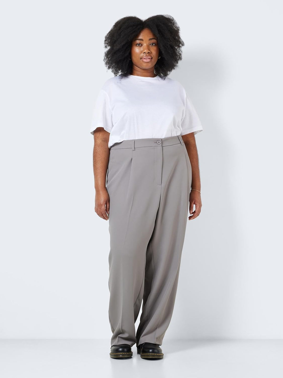 Noisy may Damen Nmdrewie Hw Straight Pants Ko Curve Hose 46 Titanium, 46 Titanium