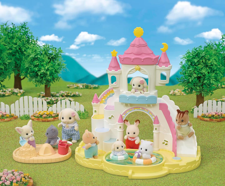 Sylvanian Families - 5746 Erlebniskindergarten Sandkasten und Pool mit Figur - Puppen Spielset
