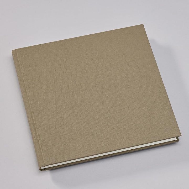 Semikolon 370071 Gästebuch - 25 x 23 cm - mit 180 blanko Seiten zum Selbstgestalten, Lesezeichen - f