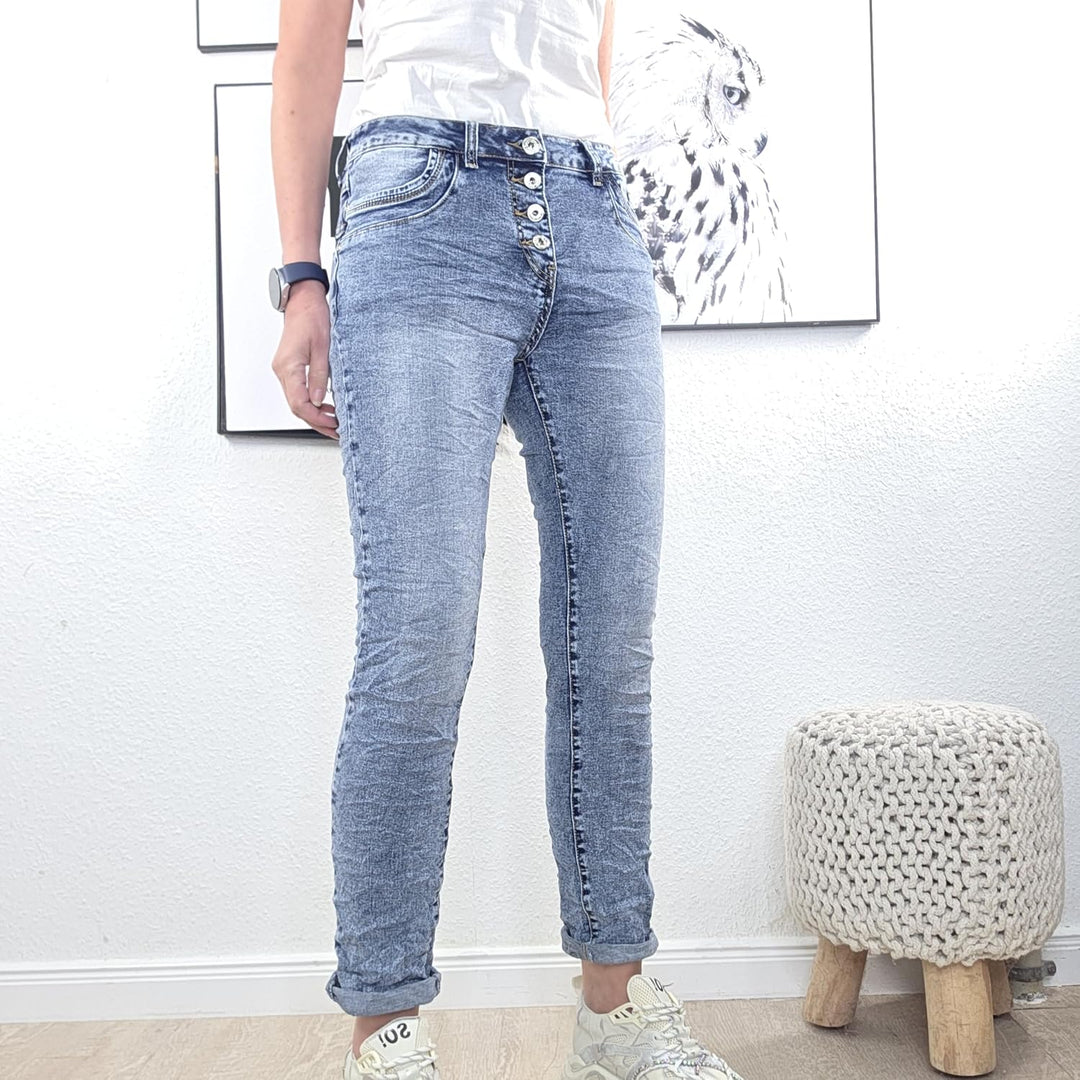 Jewelly Stretch Jeans| im Baggy Boyfriend Schnitt| Damen Hose mit dekorativer Knopfleiste| Perfekter