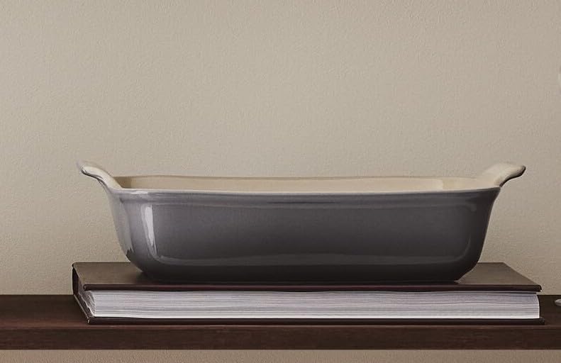 Le Creuset Rechteckige Auflaufform Tradition aus Steinzeug, 26 cm, 2.4 Liter, Flint, 71102264440001