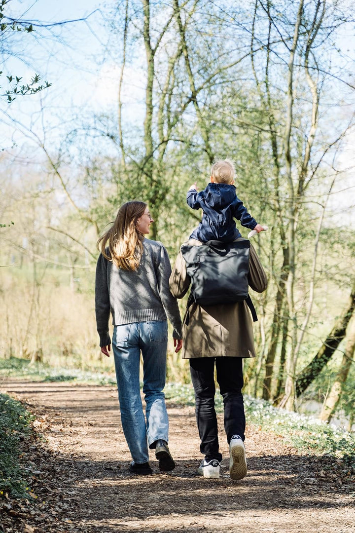 Done by Deer Wickelrucksack - Faltbare Wickelauflage und zwei Kinderwagenhaken inklusive - Wickeltas