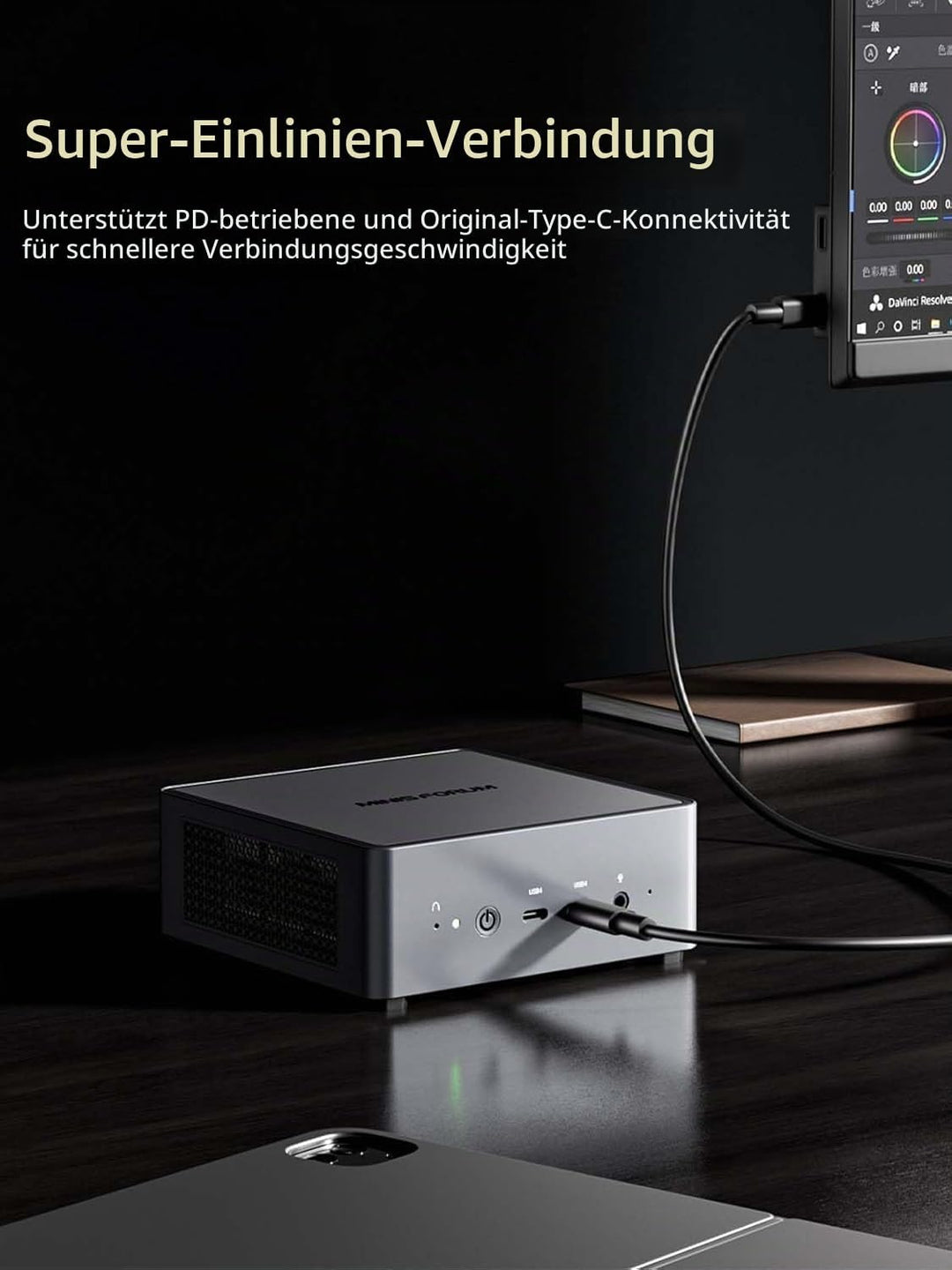 MINIS FORUM UM790 Pro Mini PC, AMD Ryzen 9 7940HS Prozessor (8C/16T, bis zu 5,2 GHz), AMD Radeon 780