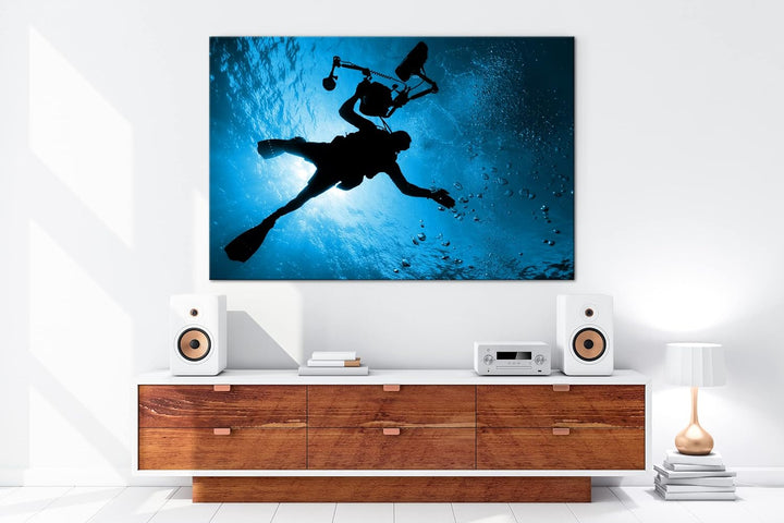deyoli Taucher im tiefen Ozean Format 80x60 Effekt: Monocrome Blau als Leinwandbild, Motiv fertig ge