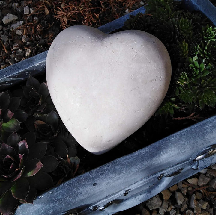 Radami Herz Grabherz Grabschmuck Dekoherz Steinguss 13cm