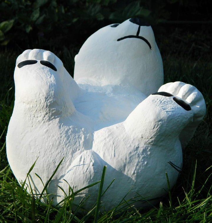 Gartenfigur Kleiner Eisbär auf Rücken liegend Höhe 18 cm Tierfigur Gartendeko Eisbärfigur Dekofigur