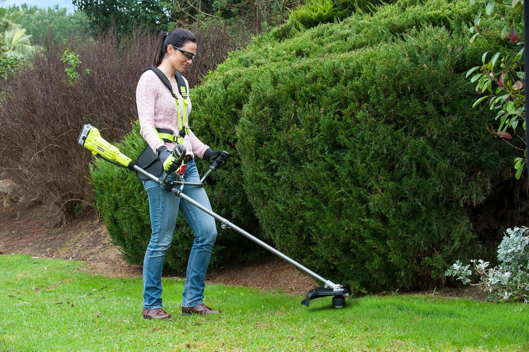 Ryobi Akku Rasentrimmer (Sense mit Akku 4,0 Ah 18V, Schnittbreite 30 cm, mit Ladegerät, Multifunktio