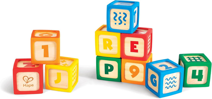 Hape ABC-Spielsteine, 10-teilig - Holzbaustein-Set, Stapeln und Sortieren, Bauklötze mit Buchstaben,
